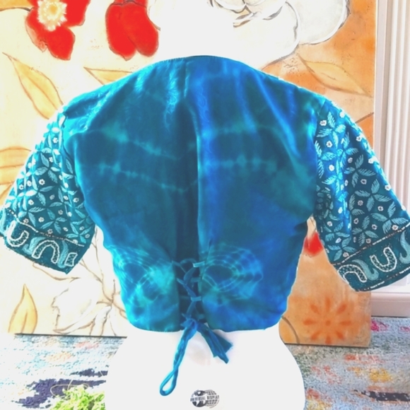 BEAUTIFUL Embroidery Beaded Ethnic Turquoise Silk SS Vintage Crop Top Jacket - Picture 6 of 16